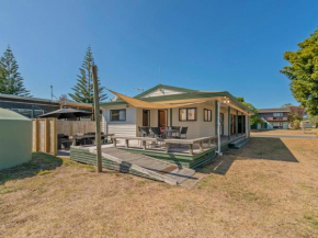 Oyster Bliss - Cooks Beach Holiday Home
